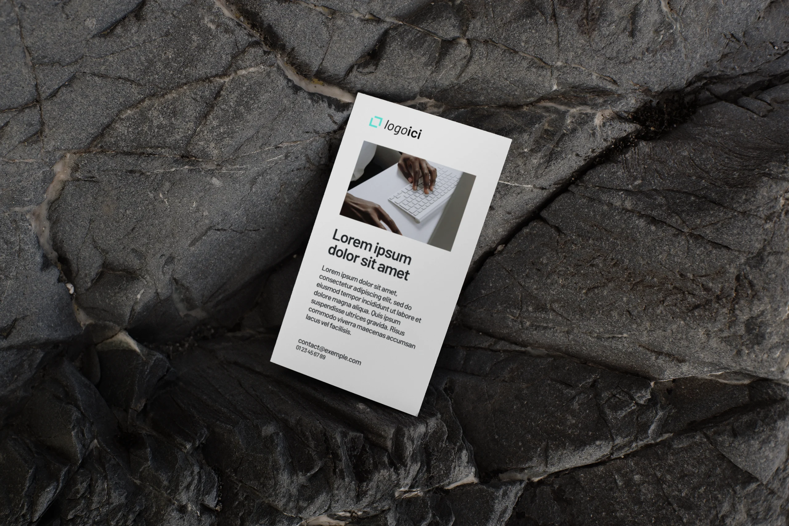 unmark_mockup_04_3000px